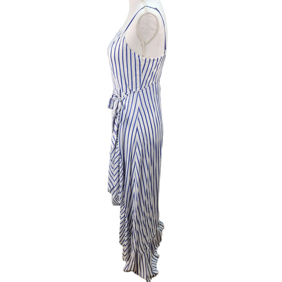NWT Olia Wrap Sundress JR Medium Blue White Stripe Dress Pockets Built-In Shorts - Picture 7 of 16